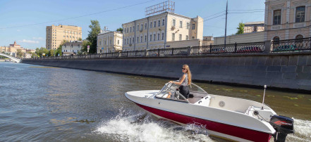 Обложка: Аренда катера «Шустрый» без капитана в Москве