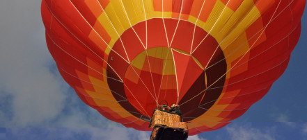 Обложка: Индивидуальный полет на воздушном шаре «Апельсин» из Уссурийска