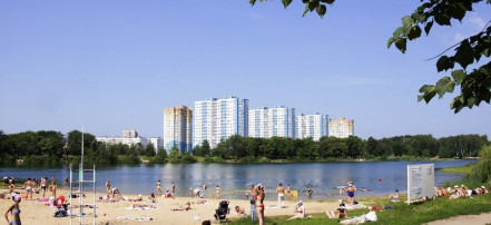 Обложка: Пляж в Автозаводском парке культуры и отдыха