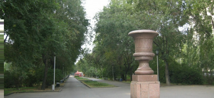 Обложка: Бульвар на проспекте Ленина
