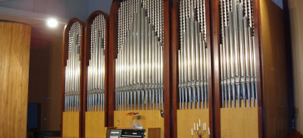 Обложка: Зал органной и камерной музыки Сочинского концертно-филармонического объединения