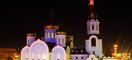 Обложка: Кафедральный собор Казанской иконы Божией Матери