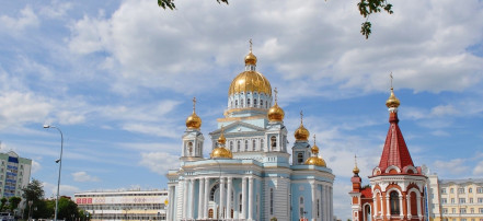 Обложка: Кафедральный собор Святого Праведного воина Феодора Ушакова