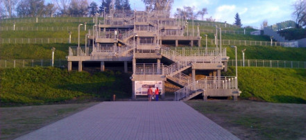 Обложка: Лестница Нагорного парка