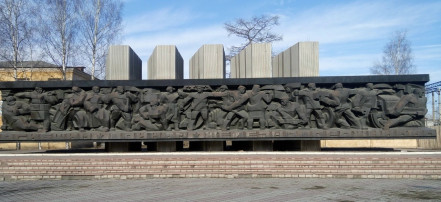 Обложка: Мемориал погибшим воинам-железнодорожникам