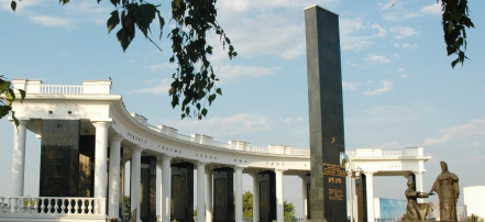 Обложка: Монумент воинам - уроженцам Мордовии, павшим в годы Великой Отечественной войны 1941 – 1945 гг.