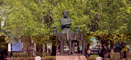 Обложка: Памятник А. С. Пушкину