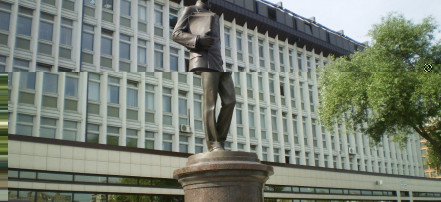 Обложка: Памятник А.С. Попову