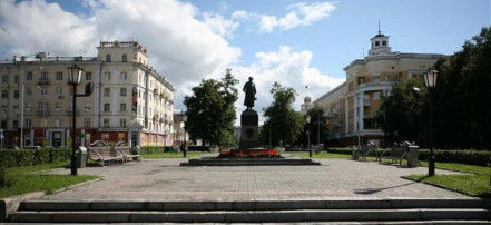 Обложка: Памятник А.С. Пушкину