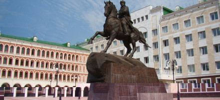 Обложка: Памятник И.А.Оболенскому-Ноготкову
