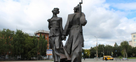 Обложка: Памятник первым комсомольцам Тагила