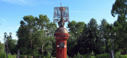 Обложка: Памятник тотемским первооткрывателям