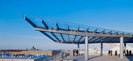 Обложка: Панорамная терраса на крыше второй сцены Мариинского театра