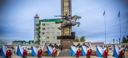 Обложка: Площадь Победы