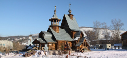Обложка: Свято-Макарьевский храм Горно-Алтайска