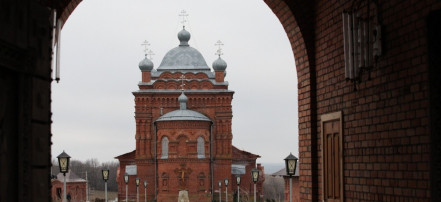 Обложка: Свято-Михайловский женский монастырь в Ульяновской области