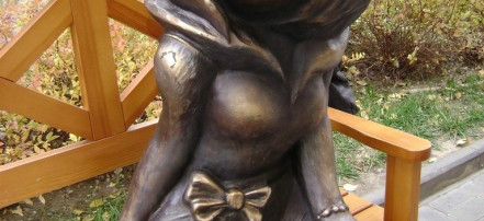 Обложка: Скульптура кошечки в Волгограде