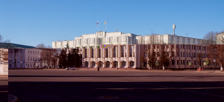 Обложка: Советская (Ильинская) площадь