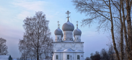 Обложка: Спасо-Преображенский собор