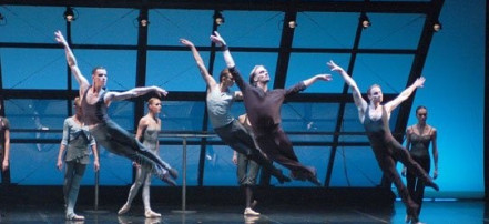 Обложка: Театр балета Бориса Эйфмана