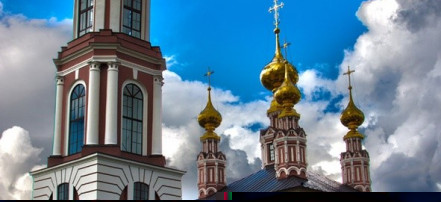 Обложка: Церковь Михаила Архангела в Суздале