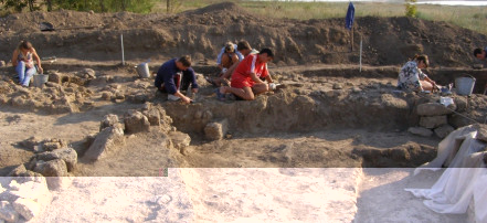 Обложка: Школа юного археолога