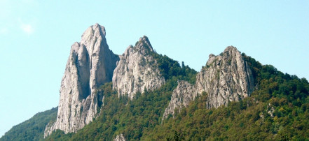 Обложка: Гора «Собор-Скала»