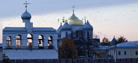 Обложка: Звонница Софийского собора