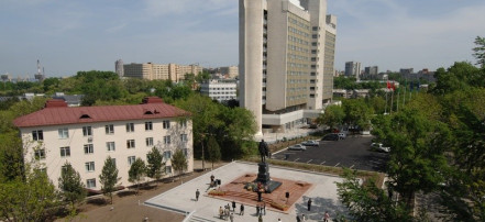 Памятник Я.В. Дьяченко: Фото 2