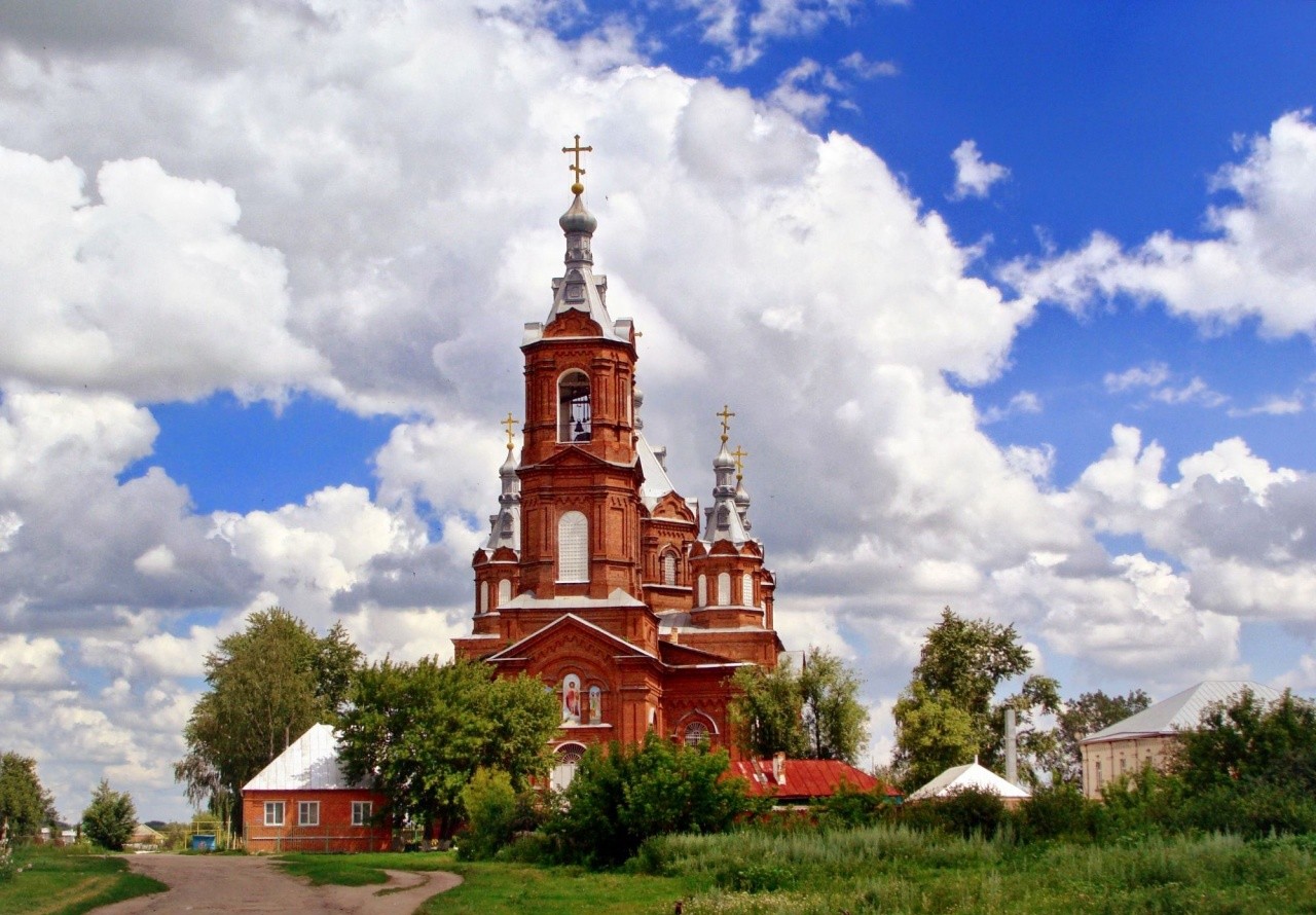 Тамбовская обл храмы. Мордово храм Архангела Михаила. Церковь Михаила Архангела в Мордово. Храм Михаила Архангела в Мордово Тамбовской области. Михаило-Архангельская Церковь Мордово.