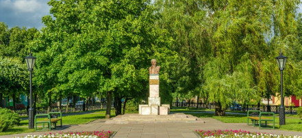 Памятник Лермонтову: Фото 1
