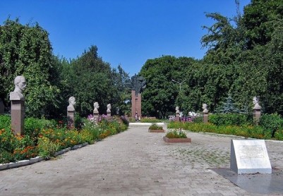 Аллея Героев