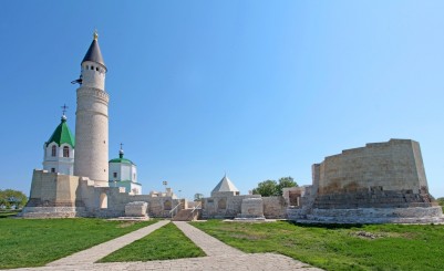 Руины Соборной мечети в городе Болгар