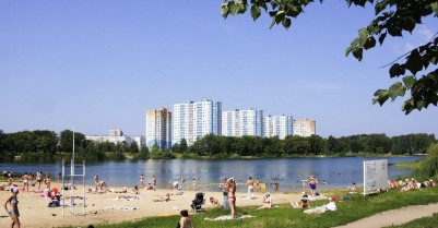 Пляж в Автозаводском парке культуры и отдыха