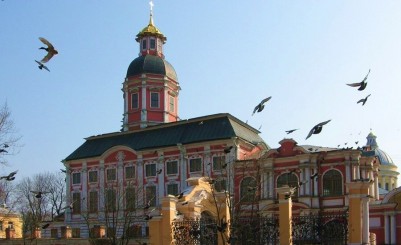 Благовещенская церковь Александро-Невской лавры