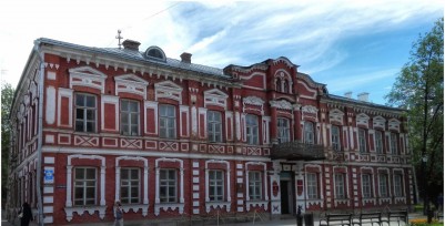 Доходный дом (бывшая гостиница «Россия»)