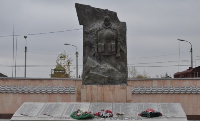 Мемориал в честь воинов 8-го гвардейского армейского корпуса 20-ой гвардейской дивизии