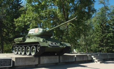 Мемориал победы Танк Т-34 «Иркутский комсомолец»