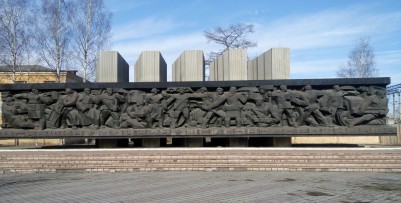 Мемориал погибшим воинам-железнодорожникам