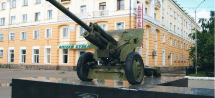 Мемориальный комплекс «За подвиг в бою, за подвиг в труде своим землякам благодарные горожане»: Фото 2