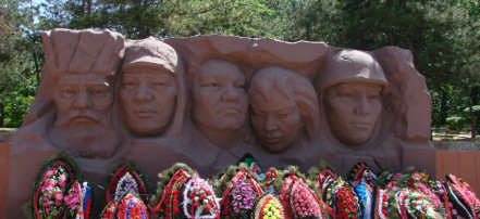 Мемориальный комплекс героев Гражданской и Великой Отечественной войн: Фото 3