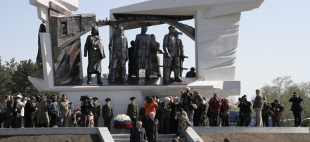 Памятник Труженикам тыла: Фото 5