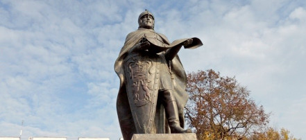 Памятник воеводе Дмитрию Кондырёву: Фото 1