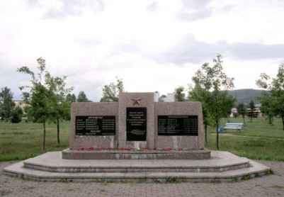 Памятник воинам-междуреченцам, погибшим в локальных воинах и вооруженных конфликтах