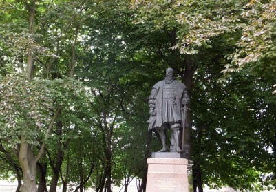 Памятник герцогу Альбрехту
