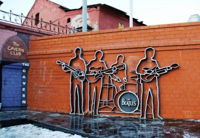 Памятник легендарной группе «The Beatles»