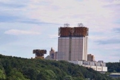 Смотровая площадка у нового здания РАН
