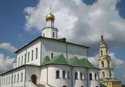 Старо-Голутвин Богоявленский мужской монастырь в Коломне