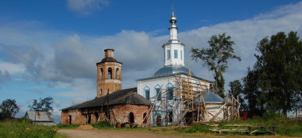 Церковь Троицы Живоначальной в Вондокурье: Фото 1