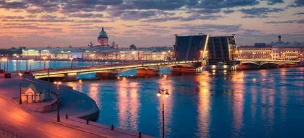 Обложка: Автобусная экскурсия «Ночной Петербург» с теплоходной прогулкой